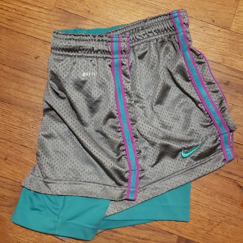 Nike Pro Dri Fit shorts w/spandex